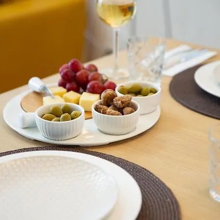 Ola Luxury Apartament *