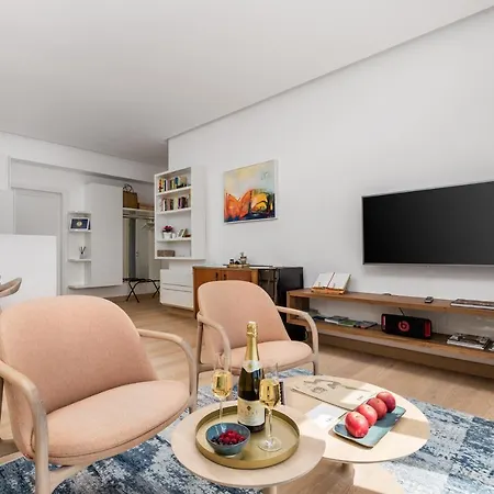 Ola Luxury Apartament *