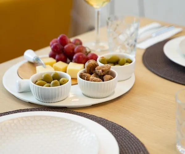 Ola Luxury Apartament *